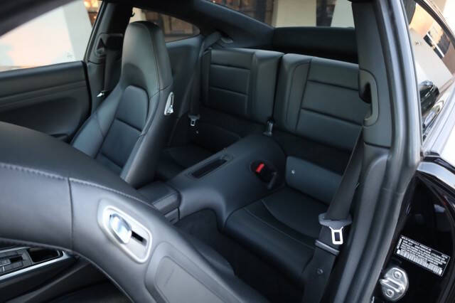 2017 Porsche 911 Carrera 4