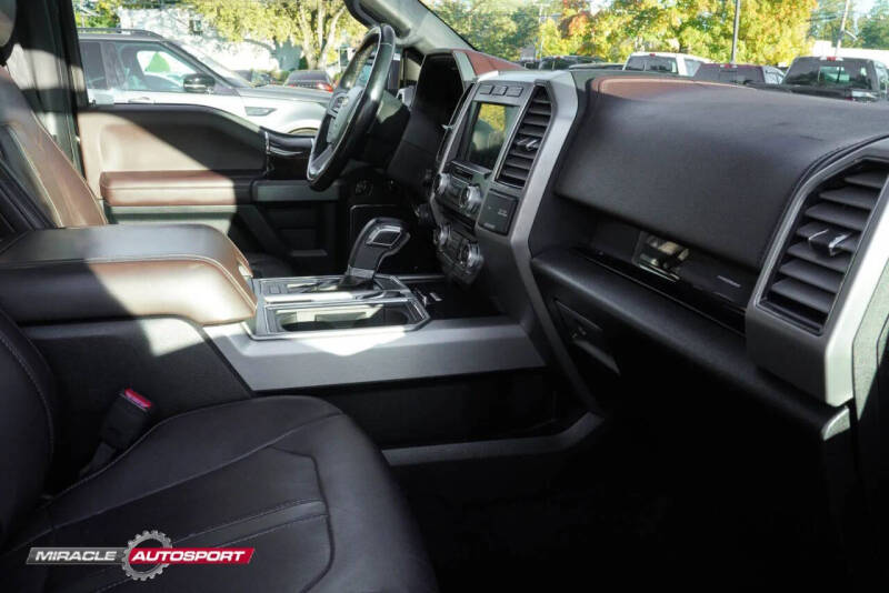 2017 Ford F-150 Platinum