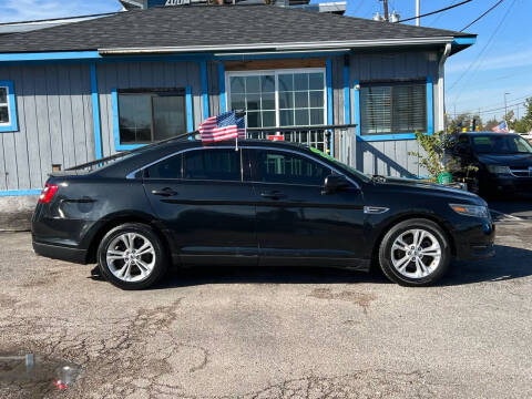 2015 Ford Taurus SEL