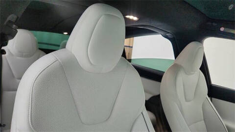 2024 Tesla Model X Plaid