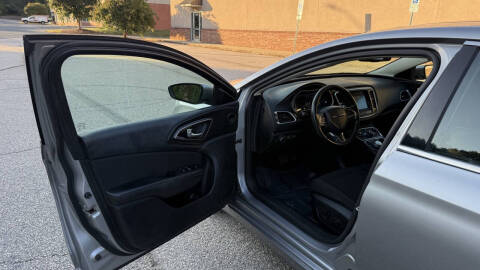 2016 Chrysler 200 Limited