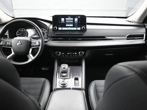 2022 Mitsubishi Outlander