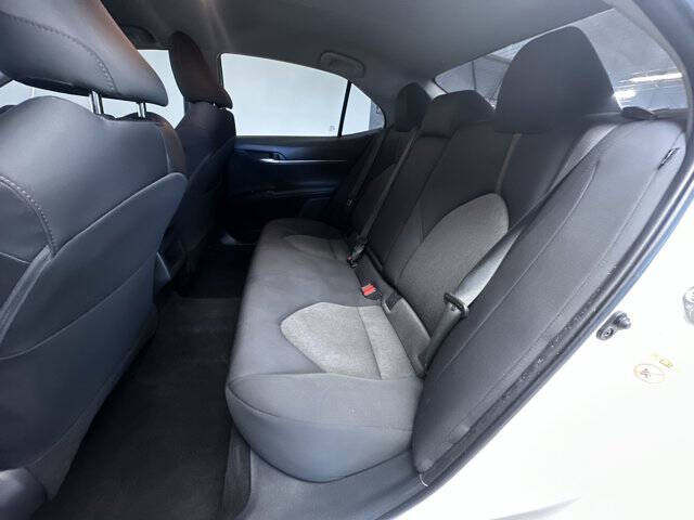 2018 Toyota Camry LE