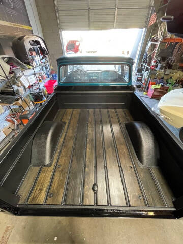 1961 Chevrolet Apache