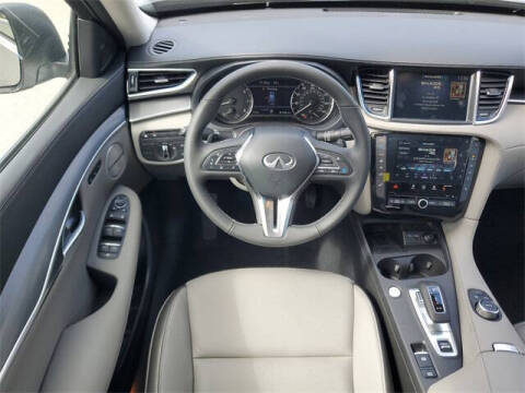 2025 Infiniti QX50 Luxe