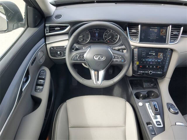 2025 Infiniti QX50 Luxe