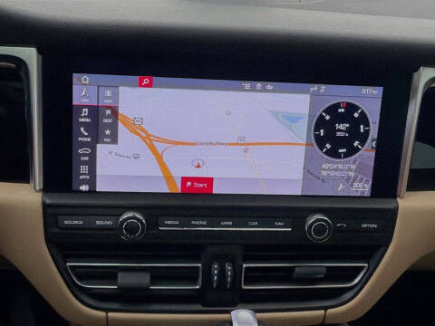 2021 Porsche Macan S