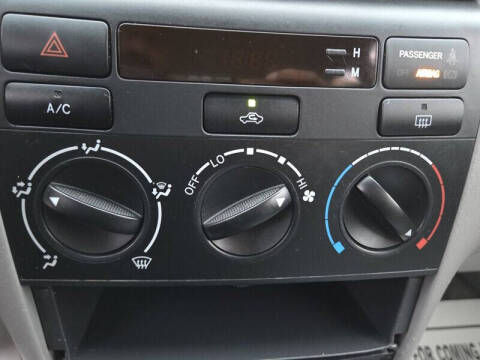 2005 Toyota Corolla CE