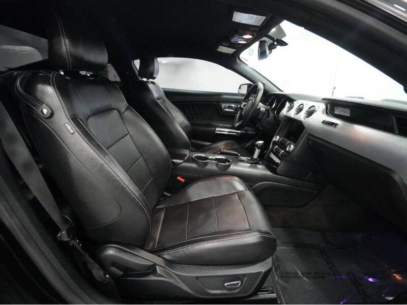 2017 Ford Mustang EcoBoost Premium