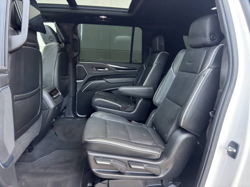 2021 Cadillac Escalade ESV Sport