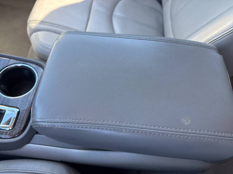 2016 GMC Acadia SLT-1