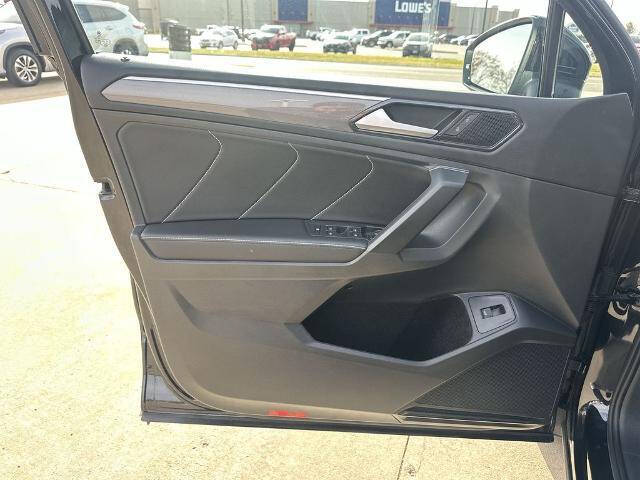 2022 Volkswagen Tiguan SE R-Line Black 4Motion