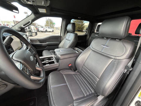 2025 Ford F-450 Super Duty Platinum