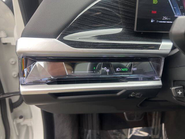 2025 BMW 7 Series 740i xDrive