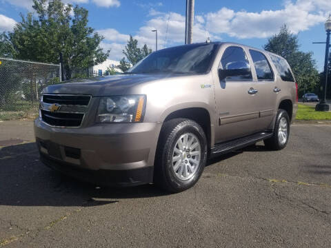 2012 Chevrolet Tahoe Hybrid for sale at A&R Automotive in Bridgeport CT