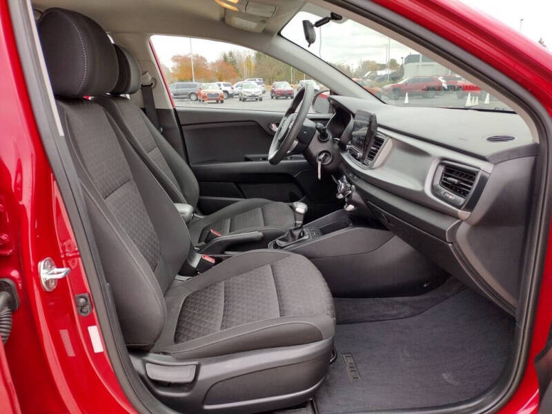 2023 Kia Rio 5-Door S