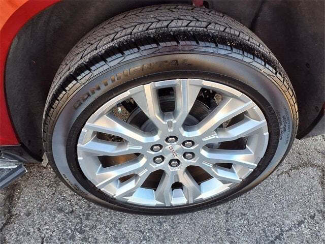 2024 GMC Acadia Denali