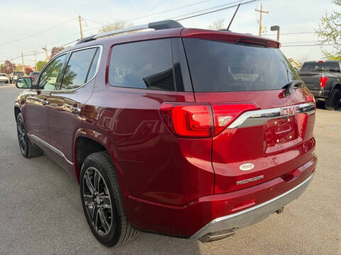 2017 GMC Acadia Denali