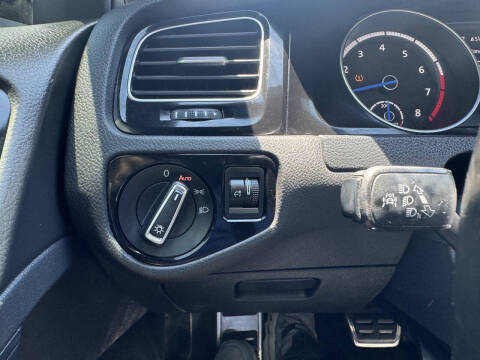 2017 Volkswagen Golf R 4Motion