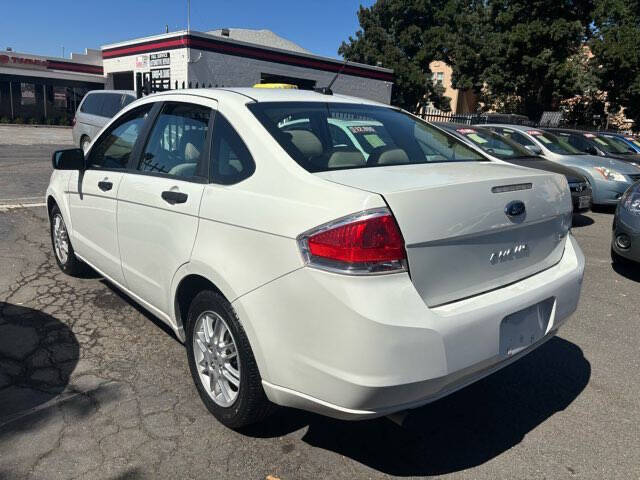 2010 Ford Focus SE