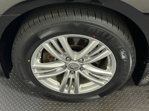 2011 Infiniti G25 Sedan x