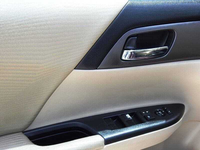 2014 Honda Accord  - $13,600