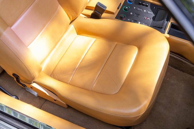 1989 Ferrari Mondial T