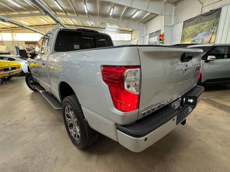 2017 Nissan Titan XD SL