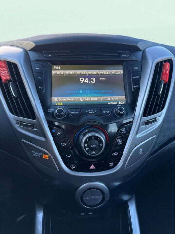 2016 Hyundai Veloster