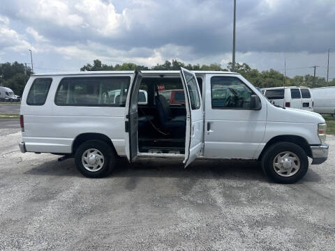 2011 Ford E-Series E-350 SD XL