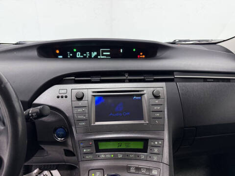 2015 Toyota Prius Three