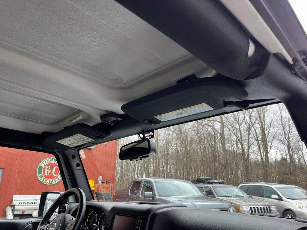 2017 Jeep Wrangler 46