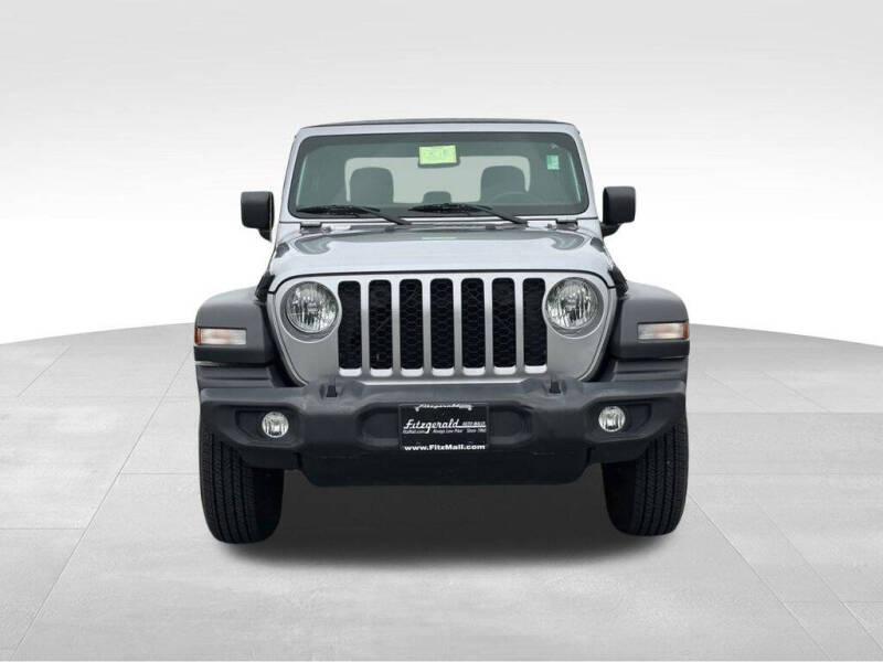 2021 Jeep Gladiator Sport