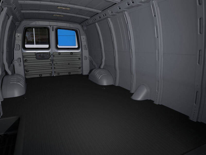 2025 Chevrolet Express 2500