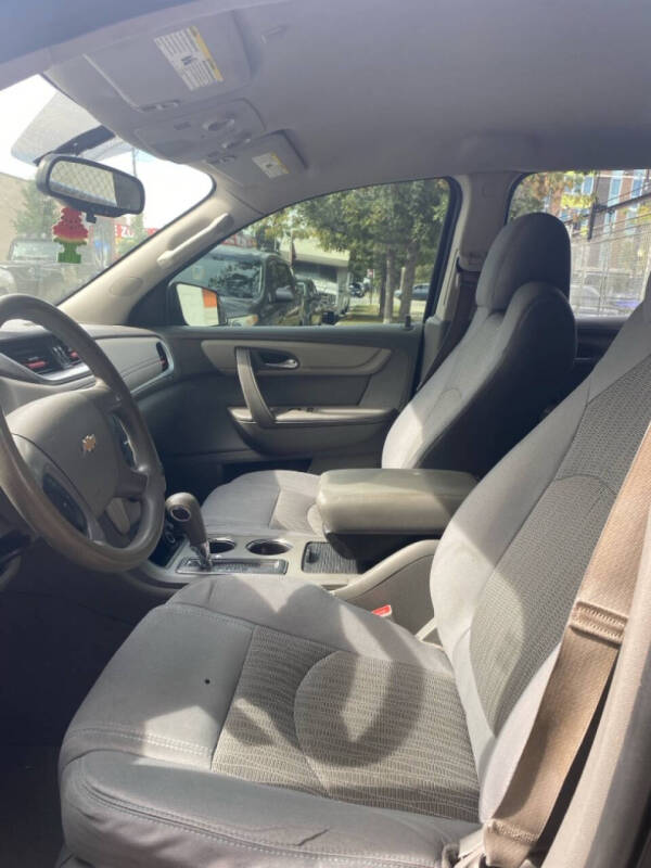 2014 Chevrolet Traverse LS