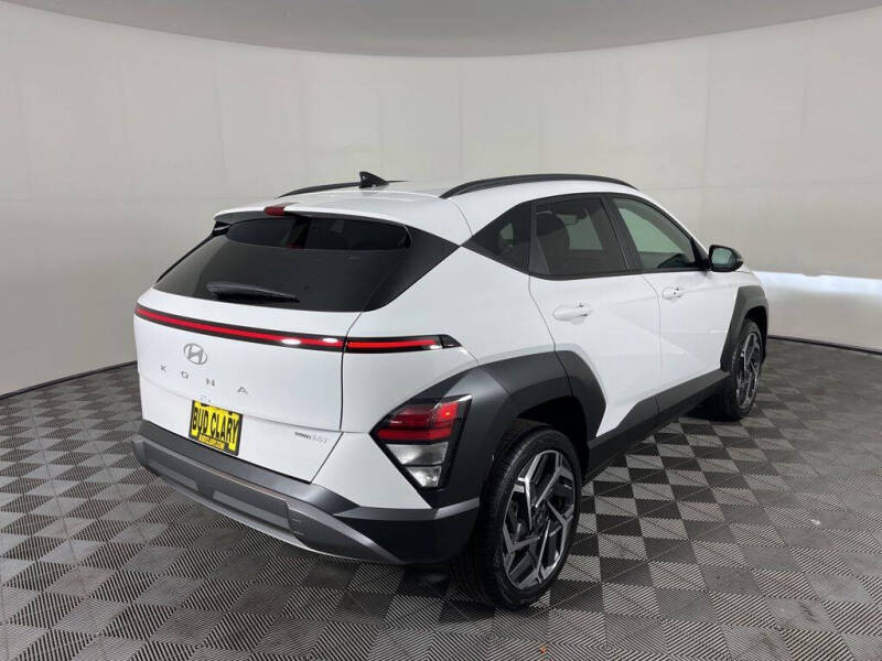 2026 Hyundai Kona SEL Premium