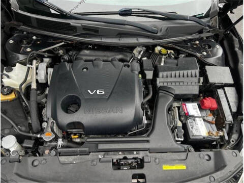 2017 Nissan Maxima Platinum