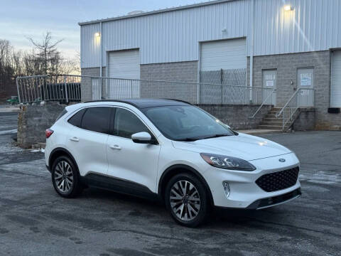 2020 Ford Escape Hybrid Titanium