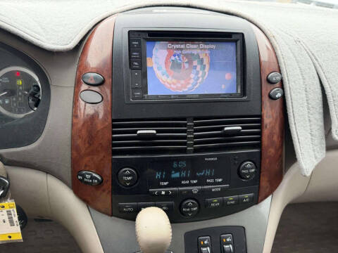 2005 Toyota Sienna XLE 7 Passenger