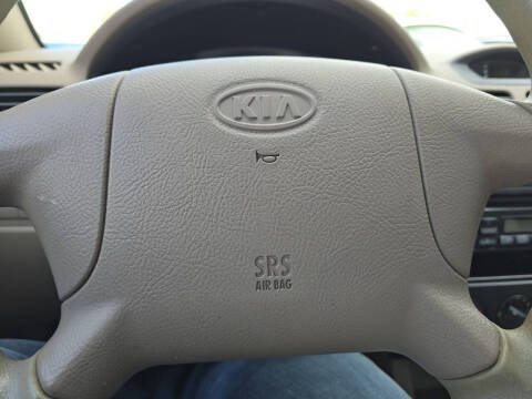 2003 Kia Rio
