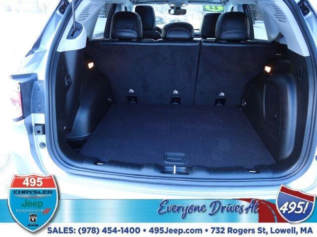 2022 Jeep Compass Latitude Lux