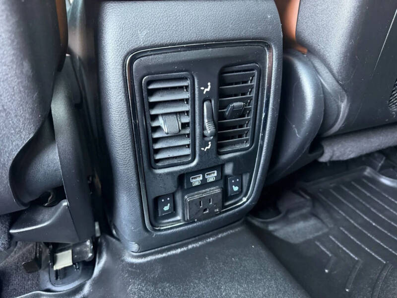 2017 Jeep Grand Cherokee Summit