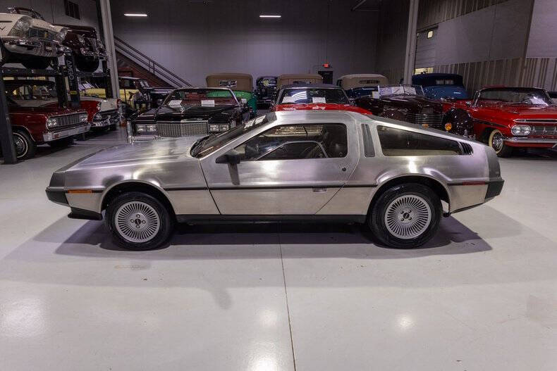 1981 DeLorean DMC-12