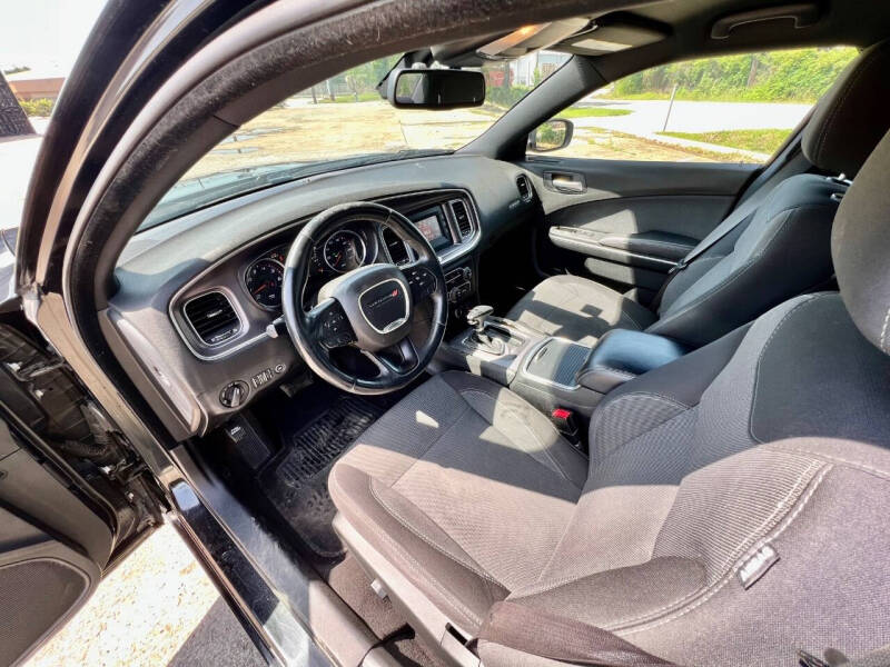 2015 Dodge Charger SE