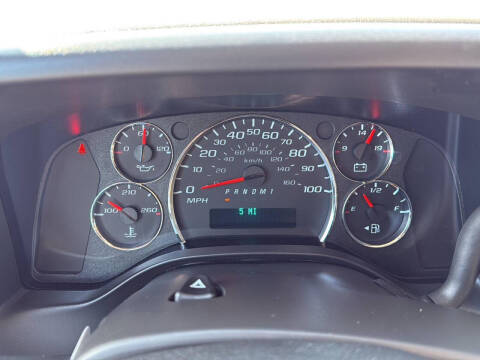 2025 Chevrolet Express 2500