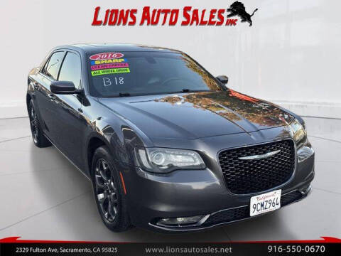 2016 Chrysler 300 S