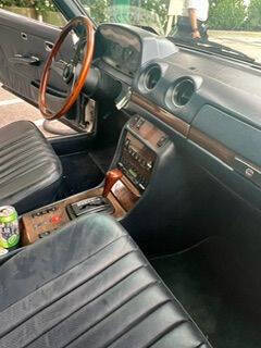 1982 Mercedes-Benz 300-Class