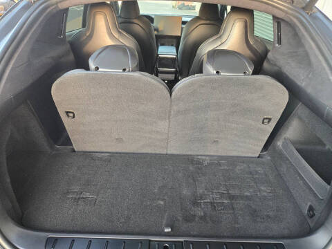 2022 Tesla Model X Plaid