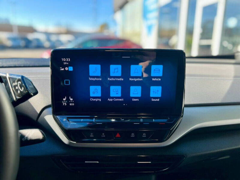 2023 Volkswagen ID.4 Pro