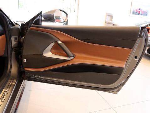 2021 Ferrari 812 GTS